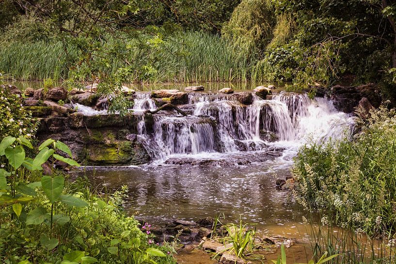 Hever Castle Park by Rob Boon
