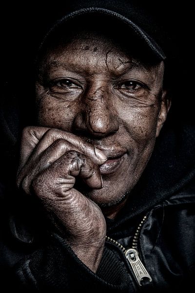Portrait d'un sans-abriq par Michael Bulder