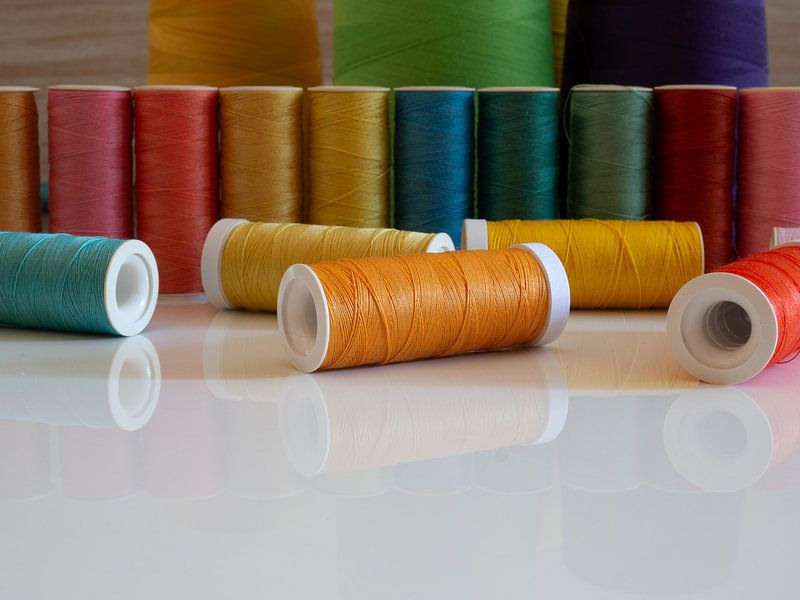 Sewing thread by Margreet van Tricht