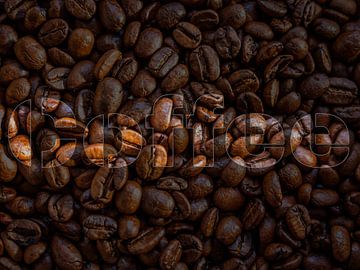 Kaffee Schrift mit Kaffeebohnen