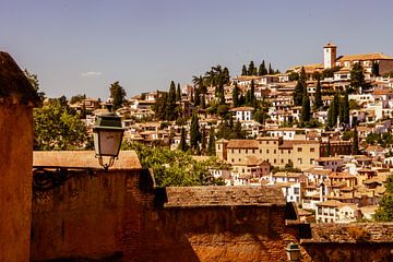 Hill with houses in Granada by Travel.san