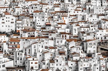 Het witte dorp Casares in Andalucia.
