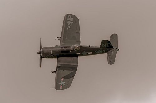 De Chance Vought F4U-5NL Corsair.