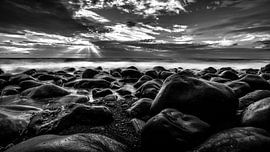 Steine im Meer von VIDEOMUNDUM