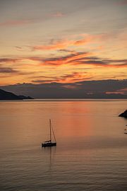 Sunset on Elba with a view of the sea & by boat by Leo Schindzielorz