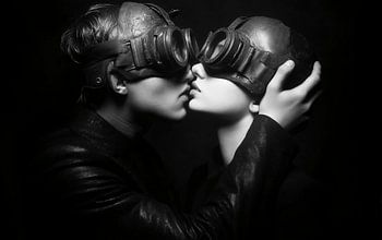 Liebe im Dunkeln | Steampunk-Kuss