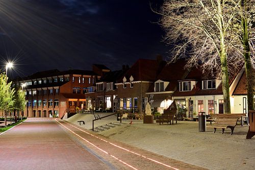 Une rue de Harderwijk en soirée