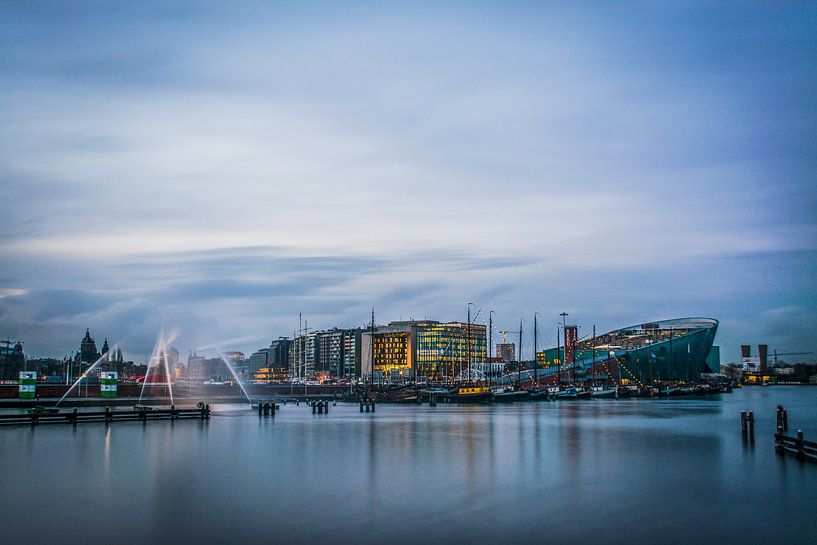 OOSTERDOK tijdens Amsterdam Light Festival. par Renzo Gerritsen