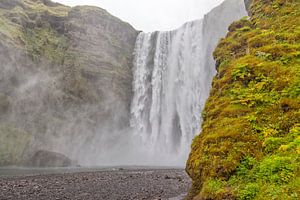 Skógafoss van Cor de Bruijn