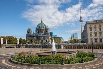 De Dom van Berlijn en de televisietoren op het Alexanderplatz van t.ART