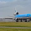 KLM McDonnell Douglas MD-11 passagiersvliegtuig. van Jaap van den Berg