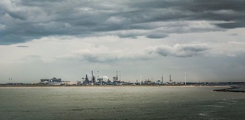 Ijmuiden harbor panorama
