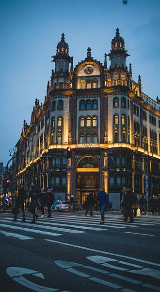 Budapest by Hello Pompoyo