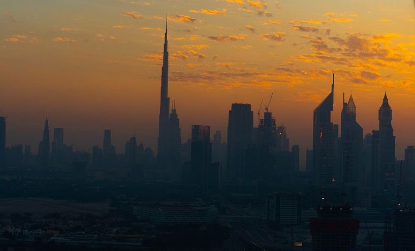 Dubai by Hello Pompoyo