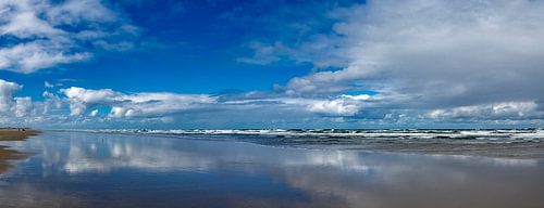 View of the beach at high tide. by Marcel Pietersen