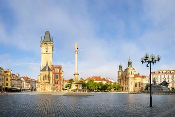 Oude Stadsplein in Praag | Monochrom van Melanie Viola