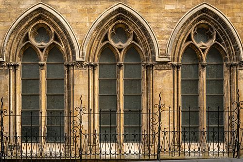Hemels Gezang door de Ramen van de kerk. 2. Erfgoed.