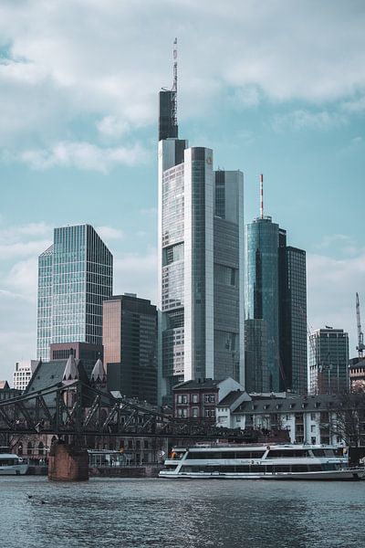 Frankfurt by Hello Pompoyo