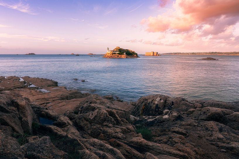 Sunset @ Louët Island Lighthouse (Brittany, France) by Niko Kersting