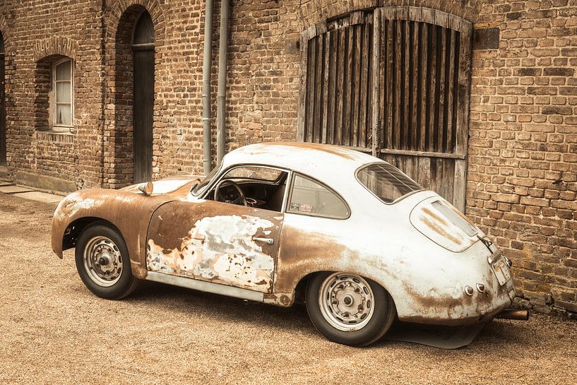 Porsche 356 Sportwagen-Scheune mit viel Patina gefunden von Sjoerd van der Wal Fotografie