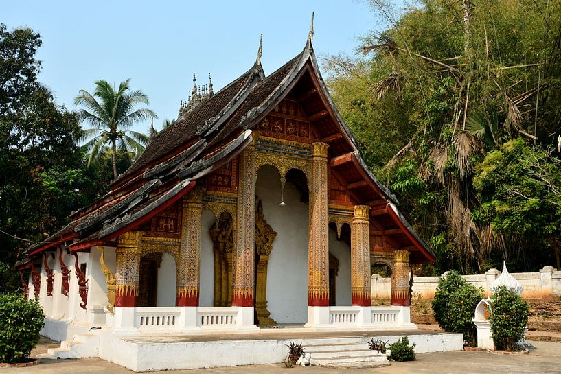 The hidden treasures of Luang Prabang: Vat Xieng Maen by Frank Photos
