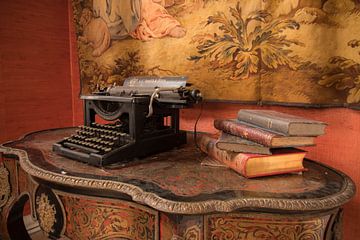 Schreibmaschine von Elise Manders