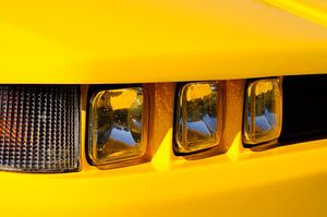 Les phares des voitures de sport Alfa Romeo SZ sont jaune vif sur Sjoerd van der Wal Photographie