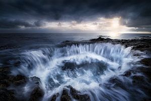 Brandung am Meer von Gran Canaria auf den Kanarischen Inseln.