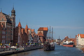 Kade in oude haven van Gdansk, Polen