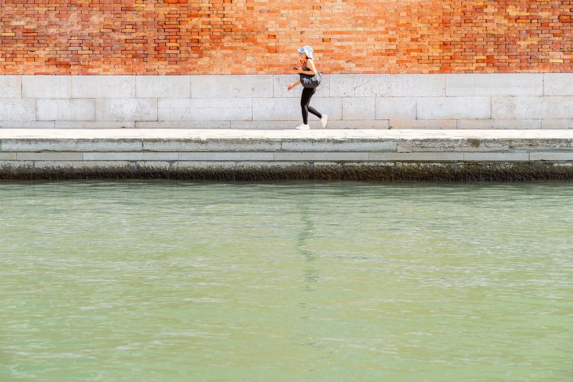 Spaziergang entlang des Wassers von zeilstrafotografie.nl