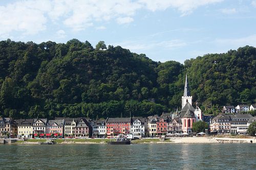 Old town with Rhine and collegiate church, St. Goar, Unesco World Heritage Upper Middle Rhine Valley