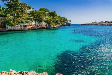 Mallorca Spanje, mooie baai van Cala Serena strand, Mallorca eiland