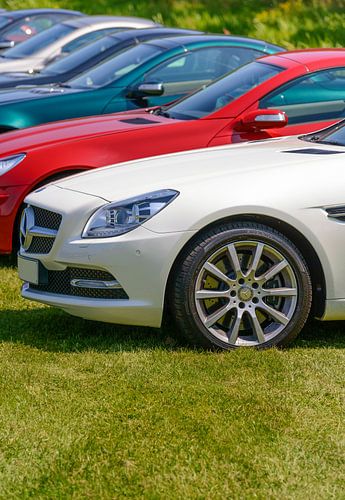 Witte Mercedes Benz SLK compacte luxe roadster