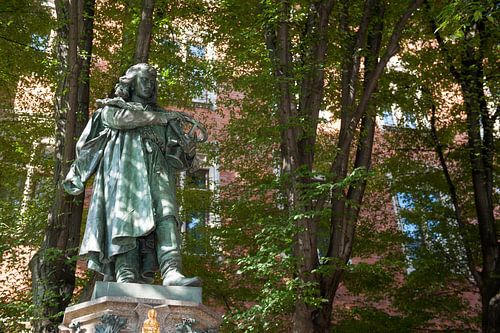Nicolaus Copernicus Statue