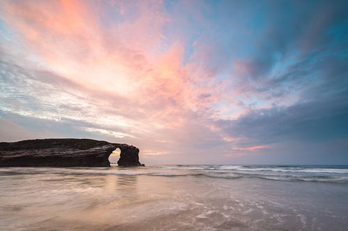 Zonsondergang Playa de Catedrales Ribadeo Spanje