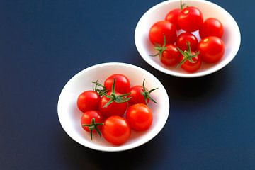 Tomatoes by Thomas Jäger
