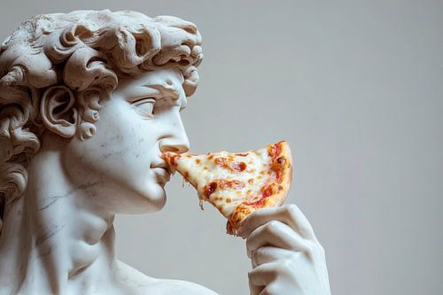 Sculptuur met pizza - Humoristisch contrast