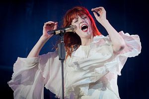 Florence + The Machine sur Jonas Demeulemeester