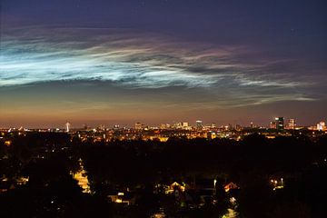Lichtende wolken bij Utrecht van Lichtvang