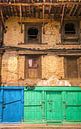 Voorgevel van een oud gebouw in Patan, Nepal van Rietje Bulthuis thumbnail