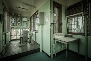 The Pixel Corner - The Lift control room