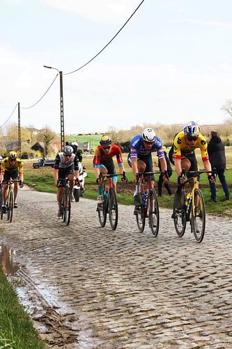 Heroes of the cobblestones