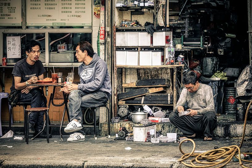 Lunch Break van Cho Tang