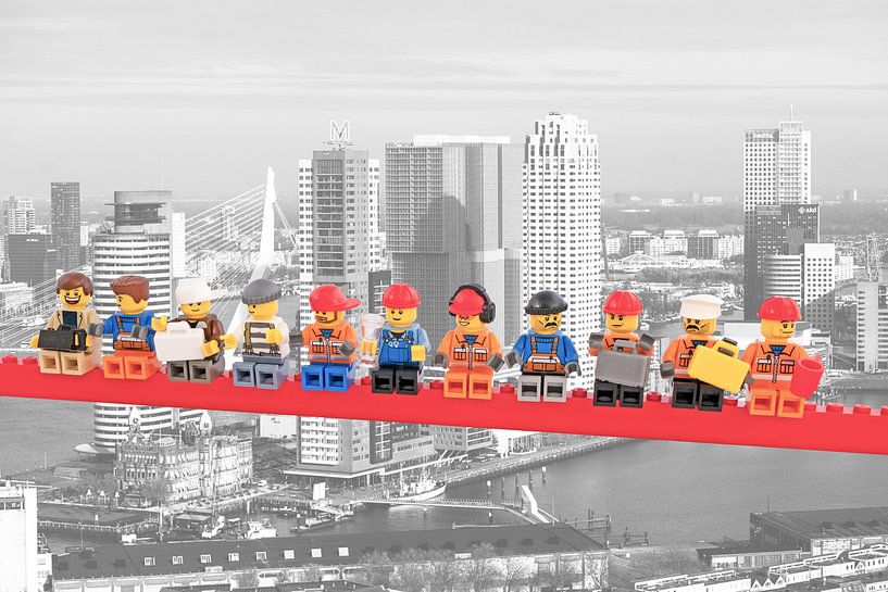 Lunch atop a skyscraper Lego edition - Rotterdam par Marco van den Arend