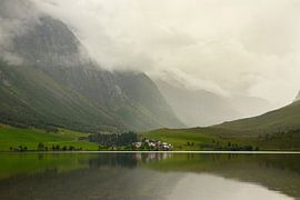 mountain lake in the Norwegian Fjords with a village on the other side by Karijn | Fine art Natuur en Reis Fotografie
