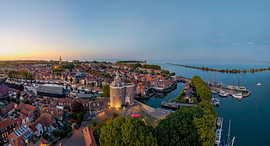 The Drommedaris in the evening light of Enkhuizen by Thomas Röell
