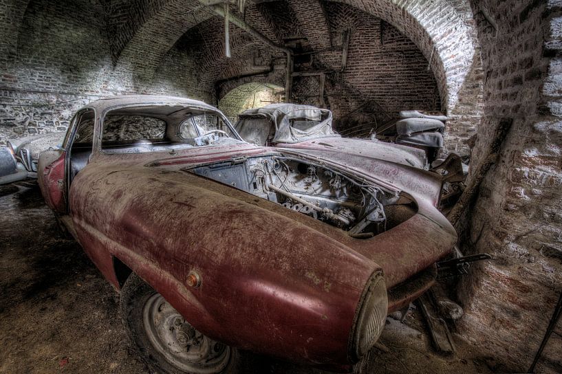 Lost Alfa's... Urbex by Wendy Nooijen