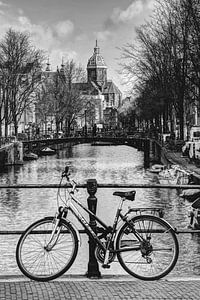 Innere Stadt von Amsterdam Niederlande Schwarz und Weiß