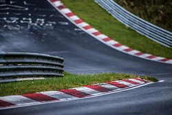 Des bordures de trottoir.