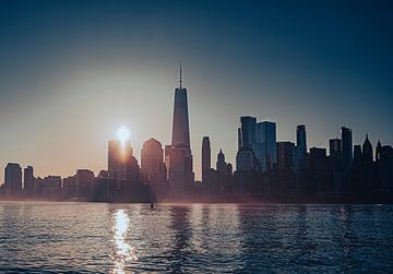 Skyline de New York au lever du soleil, États-Unis sur Patrick Groß